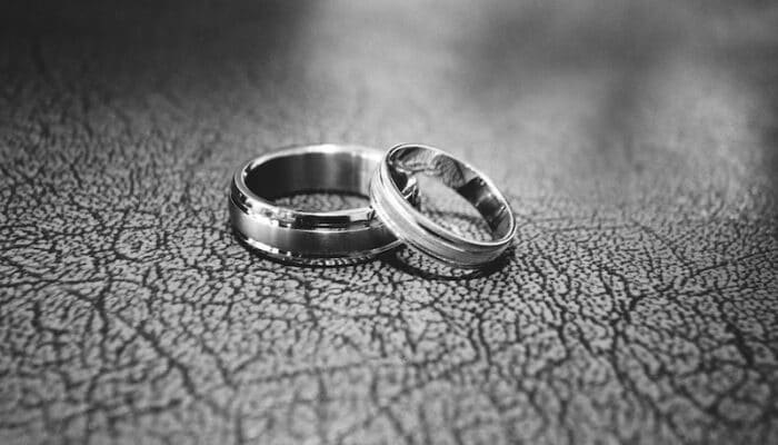 What is the Difference Between Divorce and Annulment